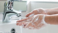 Prohibida la venta de jabones antibacterianos