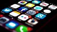 Guerra abierta entre redes sociales