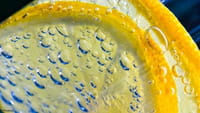 Efecto corrosivo del agua con limón