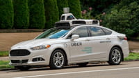 Primeros viajes sin conductor de Uber