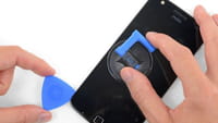 El kit de Motorola para reparar el móvil