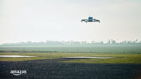 La primera entrega de Amazon con un dron