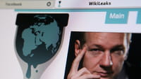 Quito habría censurado a Julian Assange