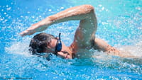 Baño de agua fría, un buen analgésico