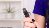 Un cable USB que inyecta virus