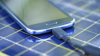 Energía solar para ayudar a los inmigrantes