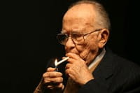 La apendicitis y la edad acaban con la vida del dirigente comunista español Santiago Carrillo