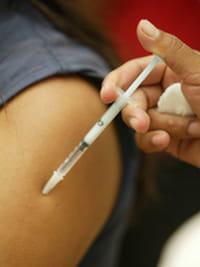 Controlan por primera vez cáncer de médula con viroterapia
